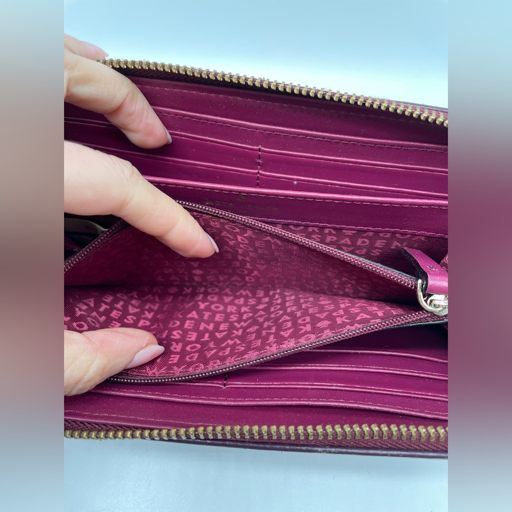Kate Spade Leather Neda Wallet in Plum/ Burgundy Purple Red with Tassel - Picture 3 of 4